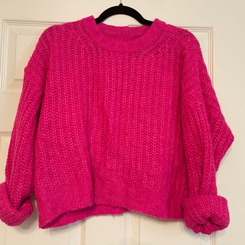 American Eagle Outfitters Pink Crew Neck Sweater with Chunky Knit